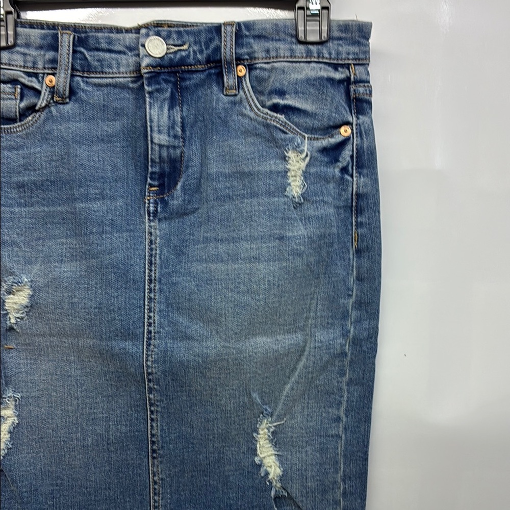 BlankNYC Distressed Denim Skirt - Picture 4 of 13
